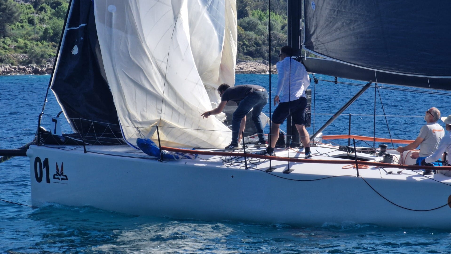 Stari Grad ispratio „Paišku“ prema Splitu