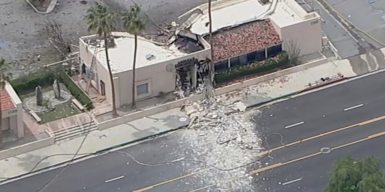 Palm Spring bombardiranje u kojem je ubijen jedan bio je “Namjerni čin terorizma” ciljani na kliniku za plodnost