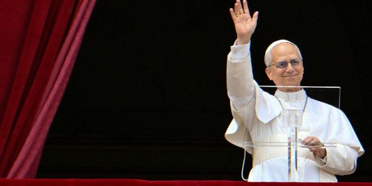 Papa Leo XIV drži prvu molitvu ‘Regina Caeli’ u Vatikanu