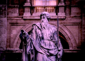 Papa se javio iz čistilišta: ‘Pomozite, stoljećima ću biti tu’