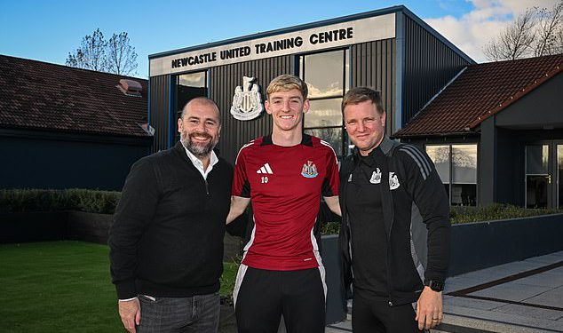 Paul Mitchell’s Newcastle Pad: Mantra s četiri riječi koja ga je odmah osudila, boji se da će prisiliti Eddieja Howea, a igrači visokih šefa mislili su da će ga donijeti, otkriva Craig Hope