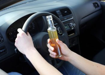 Pijani vozač (74) skrivio nesreću, vozačka mu oduzeta zbog brojnih prekršaja