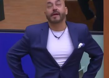 Pjevačica s osvajanjem Grammyja raspada u suzama dok napušta meksički reality show s ‘kritičkim’ medicinskim problemom