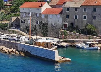 Plaćat ćemo paušal koji možete iskoristiti za obnavljanje otočke infrastrukture