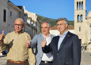 Plenković i Boban na Hvaru: “S pravom očekujemo pobjedu HDZ-a”