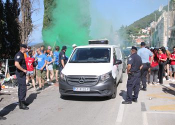 Policija ima važno upozorenje za maturante: Obilježite dostojno svoj dan!