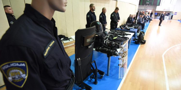 Policija poziva: Građani, posjetite nas na danima otvorenih vrata u Dubrovniku, Pločama i Metkoviću