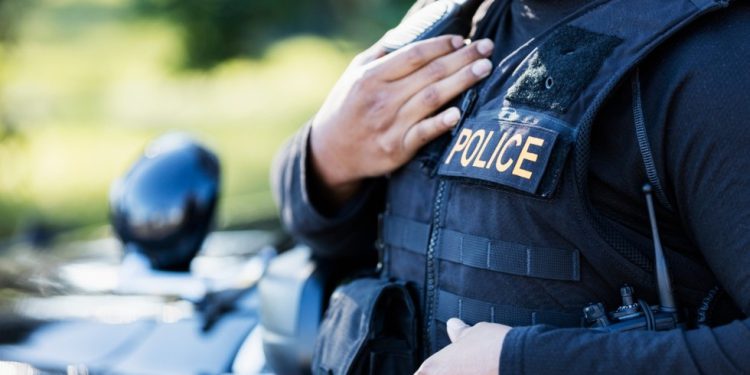 Policija reagira na pucnjavu u SAD Mall – RT World News