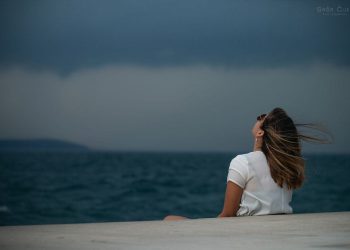 Ponegdje nevere, osobito na otvorenom moru