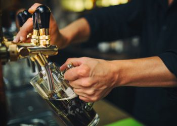 Poslodavci u BiH žele zapošljavati, ali ne mogu naći radnike – evo tko im najviše nedostaje