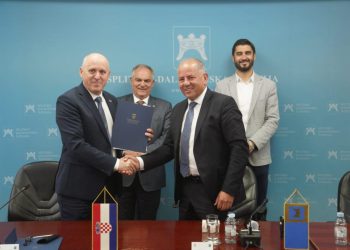 Potpisan sporazum za izgradnju 43 stana na području Vrlike, Trilja, Ciste Provo i Gradaca