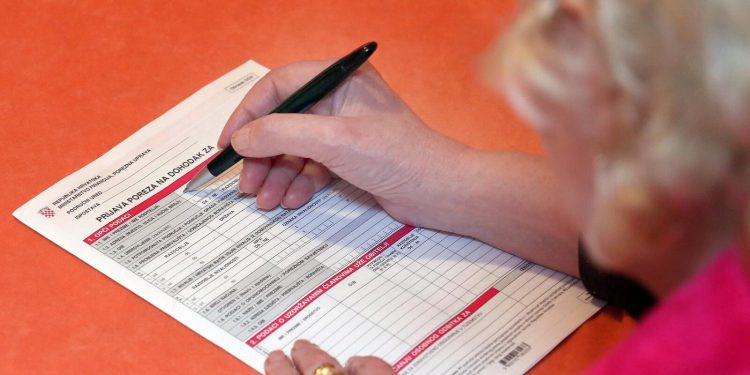 Povrat poreza koji treba stići na račune nije izuzet od ovrhe