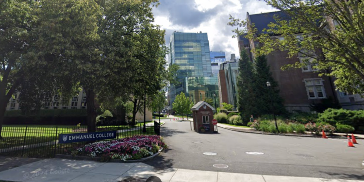 Priznanje Emmanuel Collegea Optuženi za pokušaj plaćanja podnositelja zahtjeva, 17, za seks