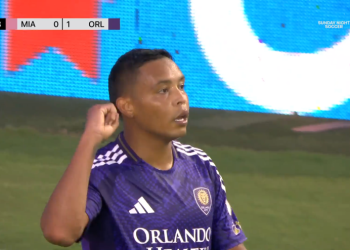 Provjerite u letu i ciljeve na asistenciju … golmana!