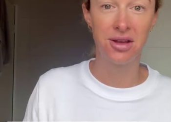 Radio voditeljica udara vlastitu obitelj na Majčin dan u srčanom postu nakon šoka: “Nijedna osoba nije mogla učiniti posebnom ‘