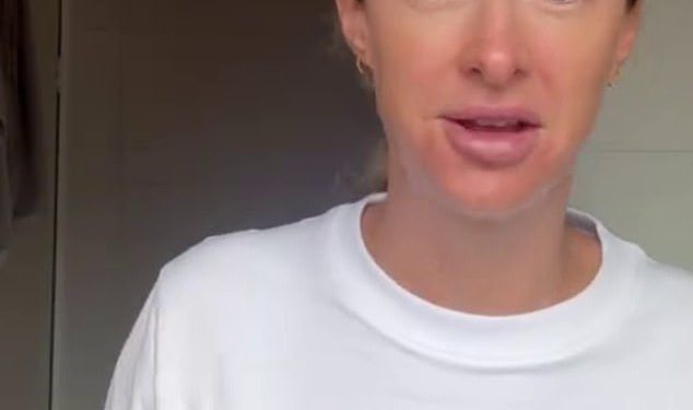 Radio voditeljica udara vlastitu obitelj na Majčin dan u srčanom postu nakon šoka: “Nijedna osoba nije mogla učiniti posebnom ‘