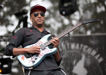 Rage protiv strojnog gitarista Tom Morello gomila Trumpa u Springsteenovoj borbi