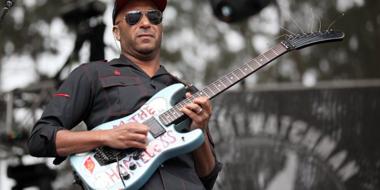 Rage protiv strojnog gitarista Tom Morello gomila Trumpa u Springsteenovoj borbi