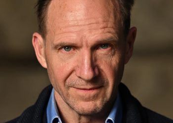 Ralph Fiennes pridružuje se igrama gladi: Sunrise na žetvi kao predsjednik Snow