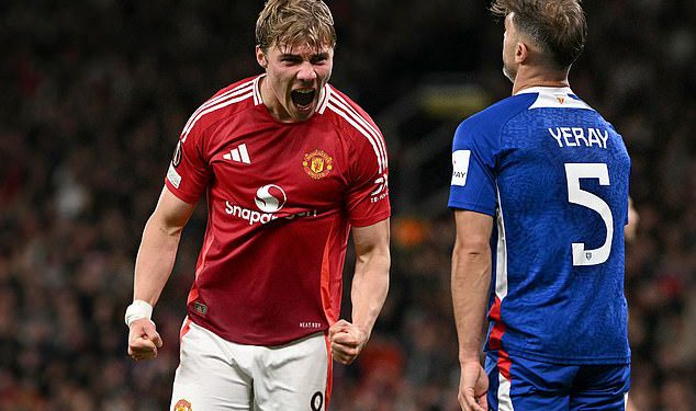 Rasmus Hojlund obećava da će se boriti za svoju budućnost Manchester Uniteda usred ljetnih izlaza u unatoč borbi Premijer lige