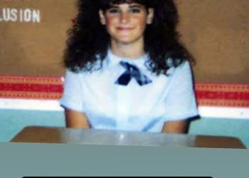 Reality TV zvijezda koja je postala slava na Bravu nije prepoznatljiva u fotografiji koja se baca … Možete li pogoditi tko je ona?