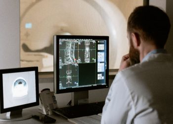 Revizija presude iz Mostara: Mladi liječnici više ne moraju prodavati kuće ako odu iz SKB