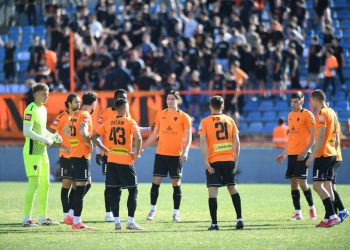 Rijeku spašavali vratar i greda, Šibenik promašivao zicere: Narančasti se još drže za tanku slamku spasa