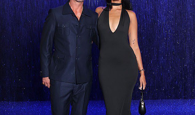 Robin Thicke je oženjen! Singer, 48, povezuje čvor s modelom April Love Geary, 30, nakon sedmogodišnjeg angažmana