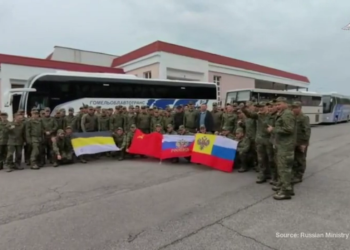 Rusija i Ukrajina dovršavaju najveću zamjenu zarobljenika ikad – RT Rusija i bivši Sovjetski Savez