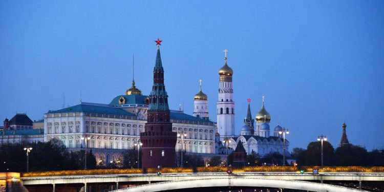 Rusija se ne boji zapadnih sankcija – Kremlj – RT Rusija i bivši Sovjetski Savez