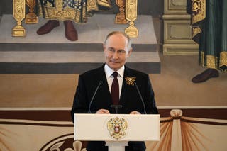 Ruski predsjednik Vladimir Putin obraća se stranim vođama tijekom prijema održanog na Dan pobjede u Moskvi
