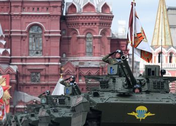 Russia’s parade weaponry explained — RT Russia & Former Soviet Union