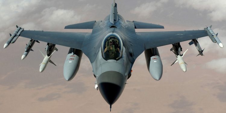 SAD odobrava paket podrške F-16 za Ukrajinu-RT World News
