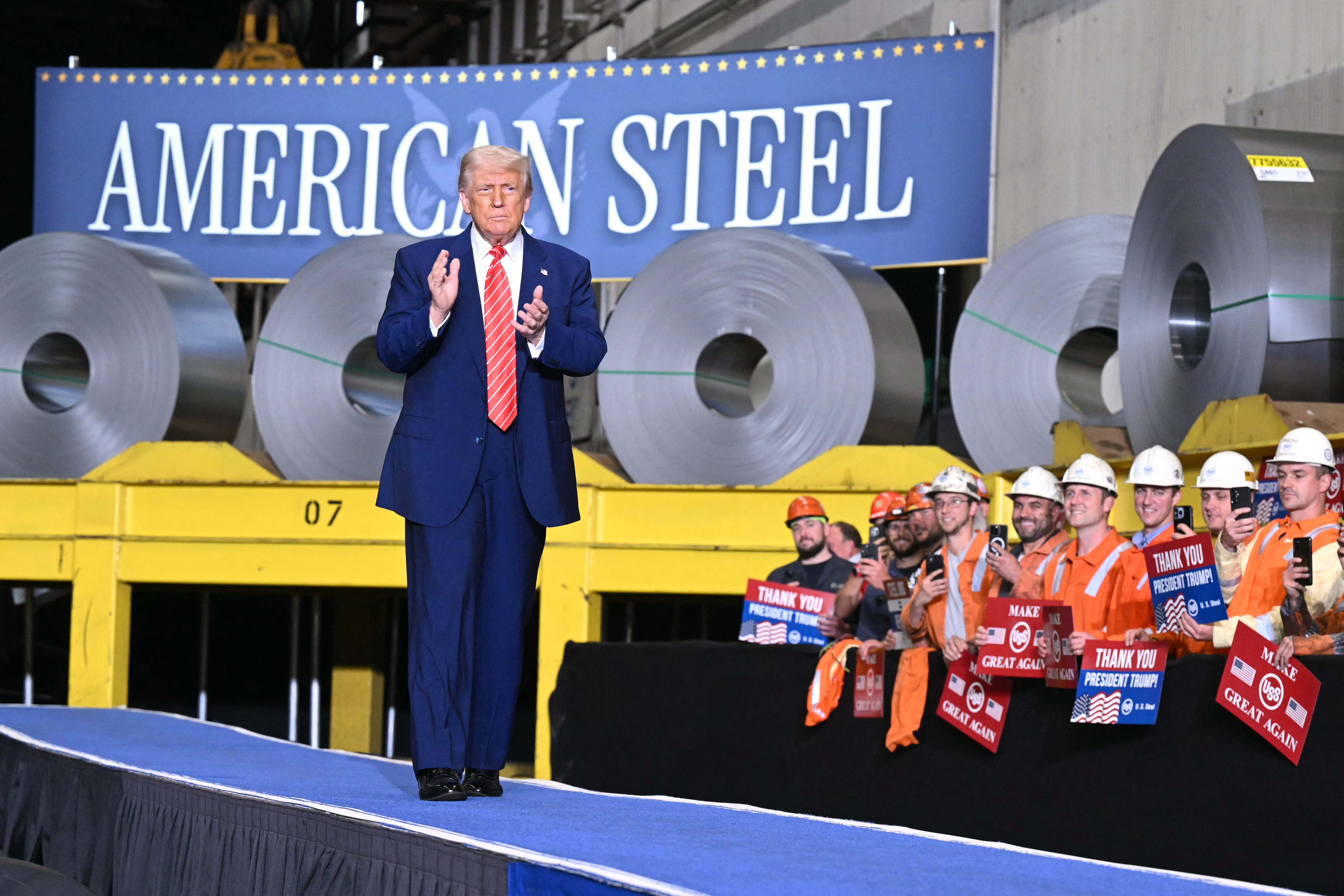 Izvještaj eksploziva uslijedio je nekoliko sati prije nego što je Trump održao miting u Irvin Works američkog čelika u West Mifflinu, Pennsylvania.