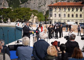 Sada je prioritet riješiti cestovni pravac Omiš-Trogir