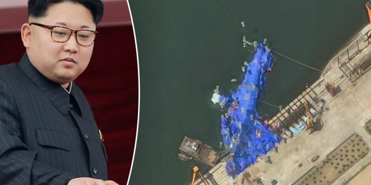 Satelitske slike otkrivaju mornarički razarač Sjeverne Koreje oštećen u neuspjelom lansiranju