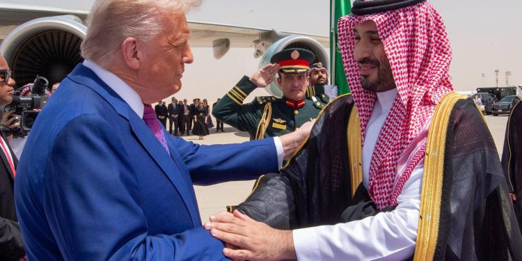 Saudijska Arabija i SAD potpisale najveći sporazum o izvozu oružja u povijesti