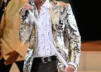 Sir Rod Stewart (80) je “Pratio svoj automobil, nakon što su mintori” slijedili buke u baru u Poljskoj