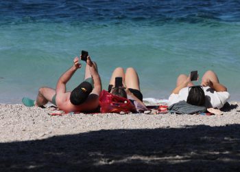 Slobodna Dalmacija – Na Makarskoj rivijeri trljaju ruke, predsezona je nadmašila sva očekivanja! Dobro se pune hoteli, ali i kuće za odmor