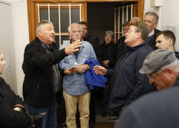 Slobodna Dalmacija – On u ovoj općini suvereno vlada već 16 godina, sad ide i po peti mandat; na megdan će mu tek jedan nezavisni izazivač!