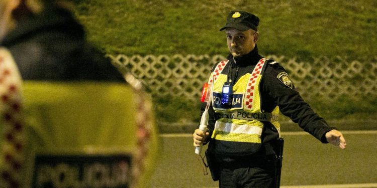 Slobodna Dalmacija – Ovome je ‘junaku’ pošlo za rukom da ga policija uhiti dva puta u samo 16 dana; već im je otprije poznat…