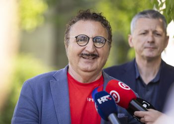 Slobodna Dalmacija – Splitski Možemovci nisu ni blizu zagrebačke ekipe, ali ipak ‘slave’: ‘Mi smo jedina lijeva opcija u vijeću…’