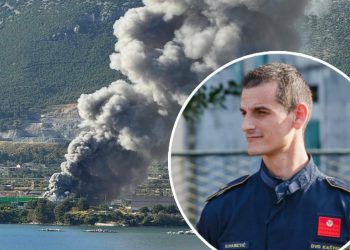 Slobodna Dalmacija – Zapovjednik DVD-a Kaštela: ‘Požar nije lokaliziran, ali ne širi se dalje. Ljudi su evakuirani, nema ozlijeđenih’