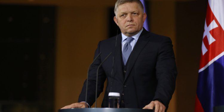 Slovački premijer obećava da će prkositi ‘neprihvatljivim’ Zelenskim prijetnjama – RT Rusija i bivši Sovjetski Savez