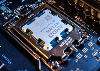 Snažni AMD Zen 5 9950X3D i 9800X3D igrački CPU -ovi ponovno su na zalihama na Amazonu