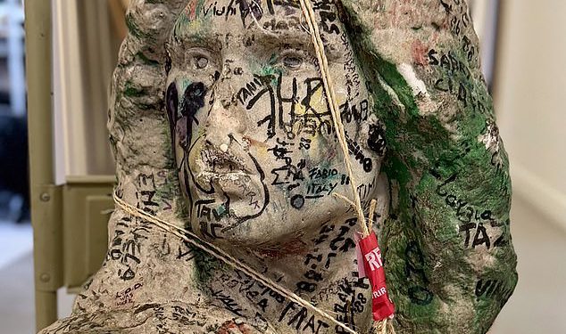 Šokantni čin rock vandalizma rješava se nakon 37 godina