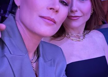 Sophia Bush podržana njenom lezbijskom ljubavlju nakon godišnjice tragične smrti svog bivšeg dečka na Everestu