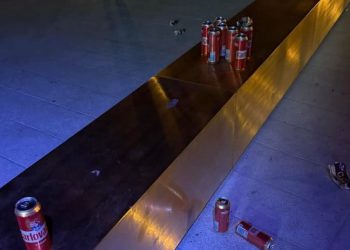 Spomenik hrvatskim braniteljima u Rovinju je postao šank