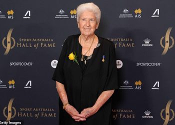 Sport Icon Dawn Fraser otkriva uznemirujuću količinu težine koju je izgubila – i njezin hladni trenutak nakon pada užasa: ‘Nisam htjela umrijeti na taj način’