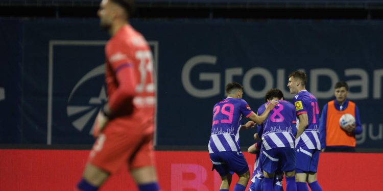 Sportske novosti – Čovjek koji je zavio Maksimir u crno otkrio tko ga je iz Rijeke prvi nazvao: ‘Tad su još bili na letu za Split…’